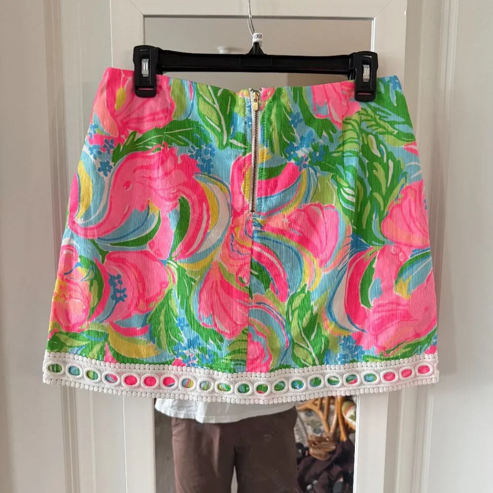 Lilly Pulitzer Skort - Picture 4 of 6